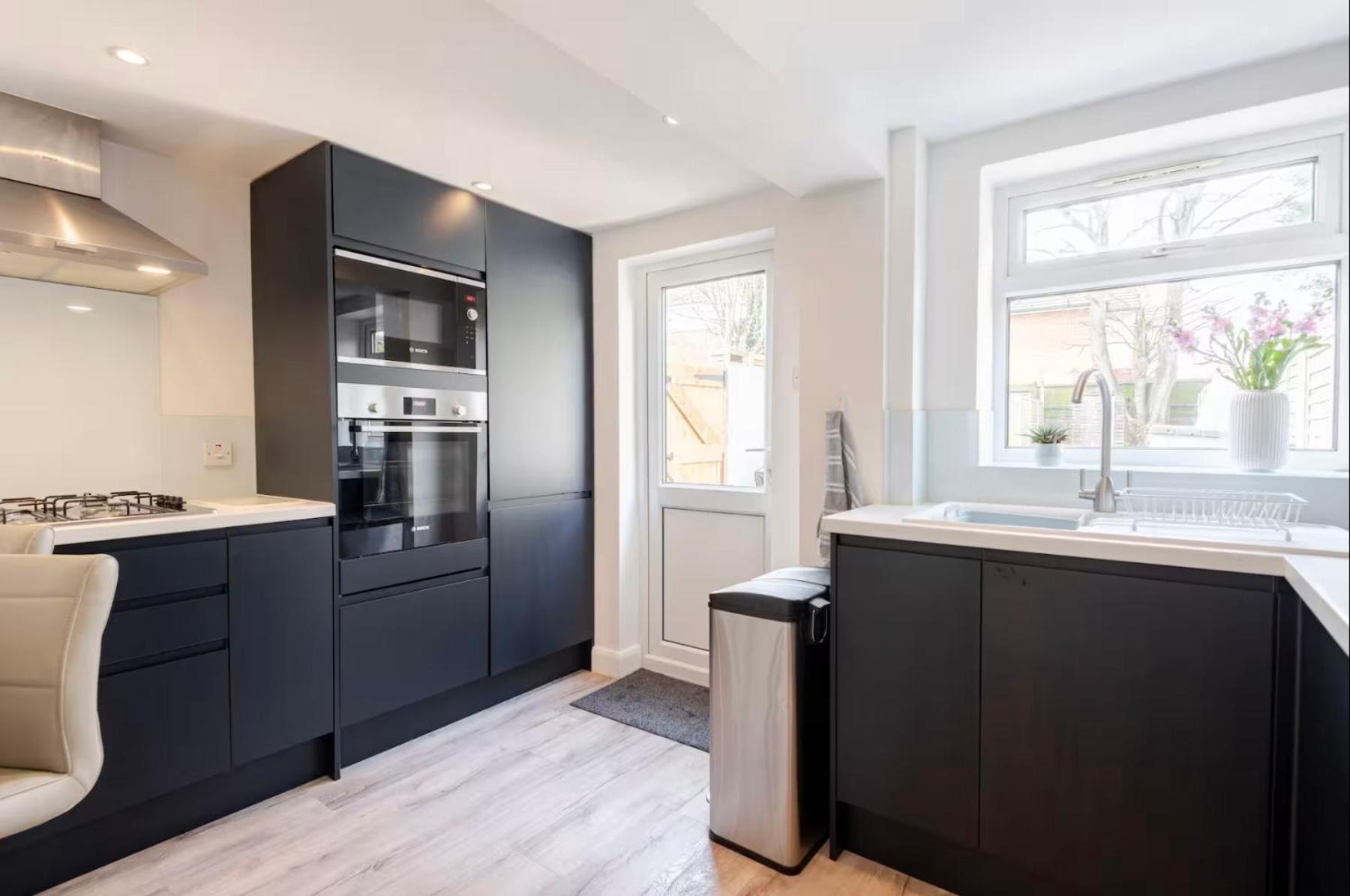 Apartment Modern 2 Bed House In Rainham, Kent - Location Rainham (Kent)