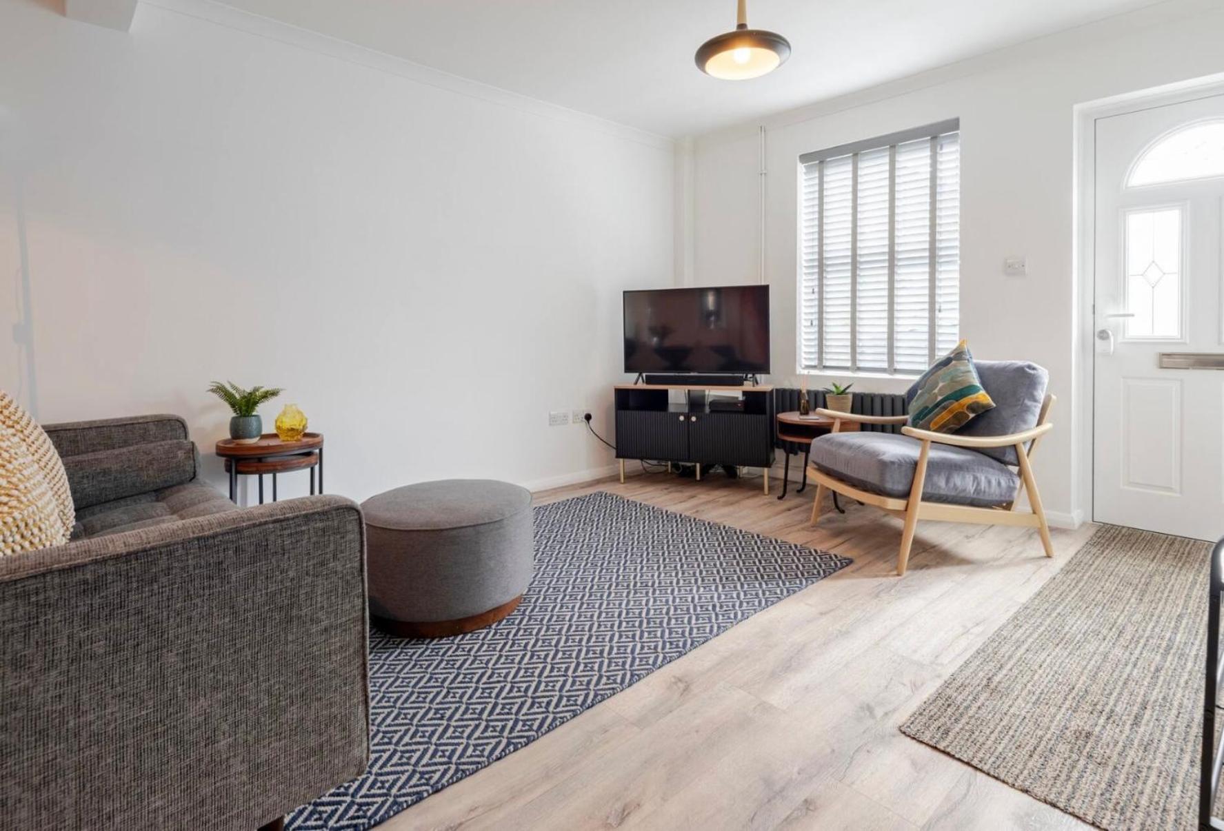 Apartment Modern 2 Bed House In Rainham, Kent - Location Rainham (Kent)